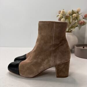 Steve Madden Jaslynn Leather/Synthetic Cap Toe Boot Taupe/Black Women 6.5M
